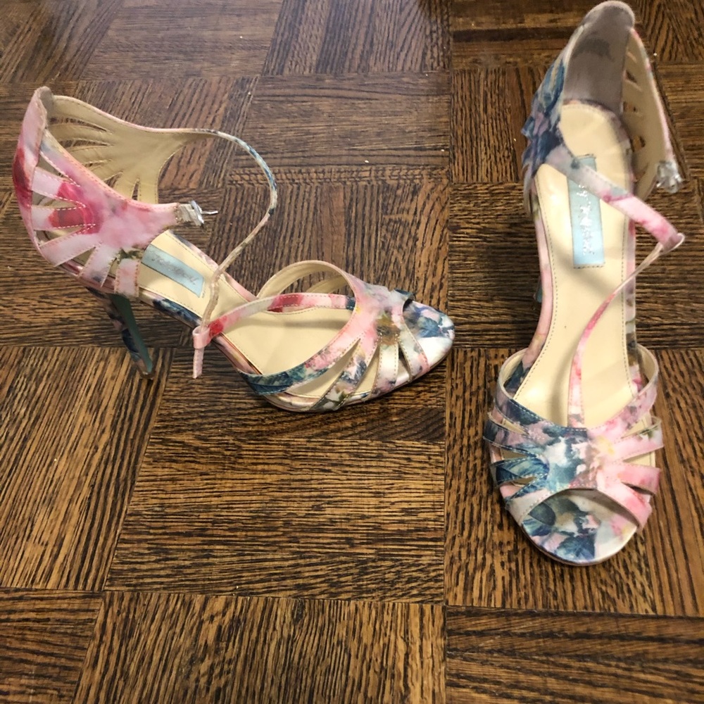 Betsy Johnson Floral T-strap Sandal